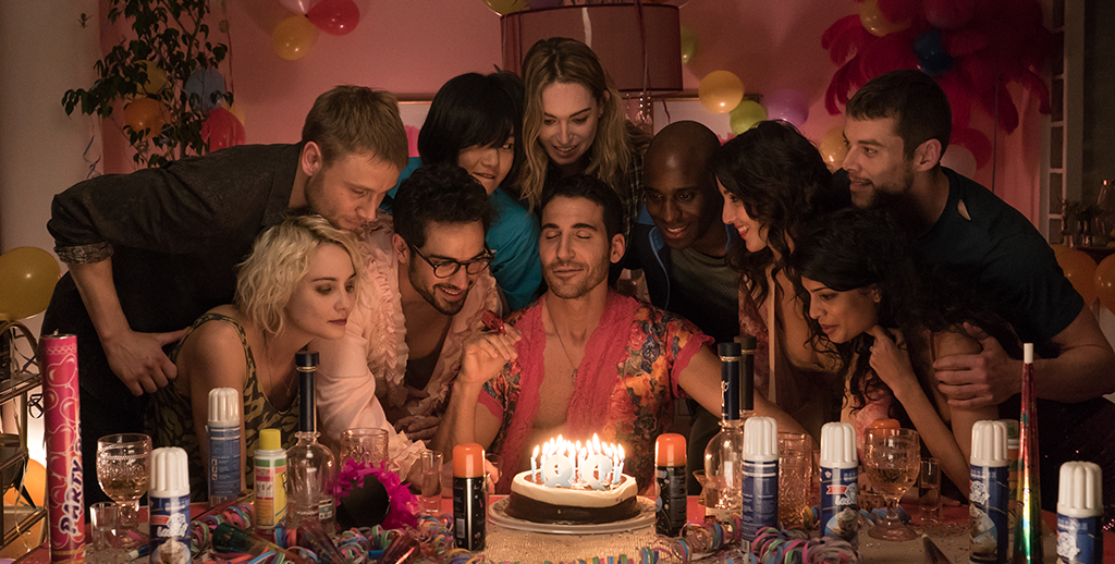 ¡Sense8 podría revivir de la mano de una productora porno!