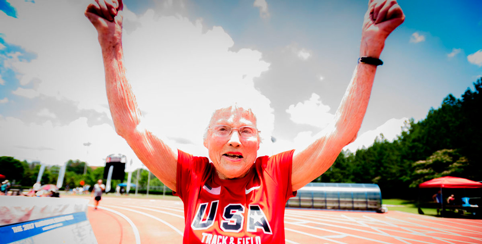 Genia: tiene 101 años y batió un récord mundial de atletismo