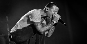 El estremecedor llamado al 911 ante el suicidio de Chester Bennington