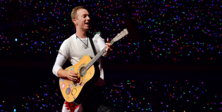 Emocionante: Coldplay le rindió tributo a Chester Bennington en vivo
