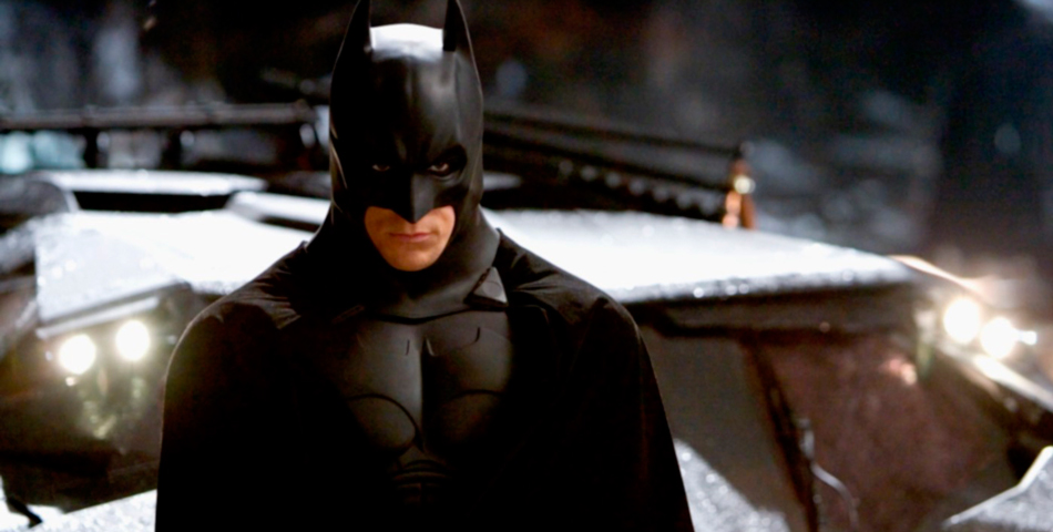 Lo dice la ciencia: Batman no sería capaz de volar con su capa
