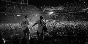 Pearl Jam inmortaliza sus dos noches en Wrigley Field con Let’s Play Two