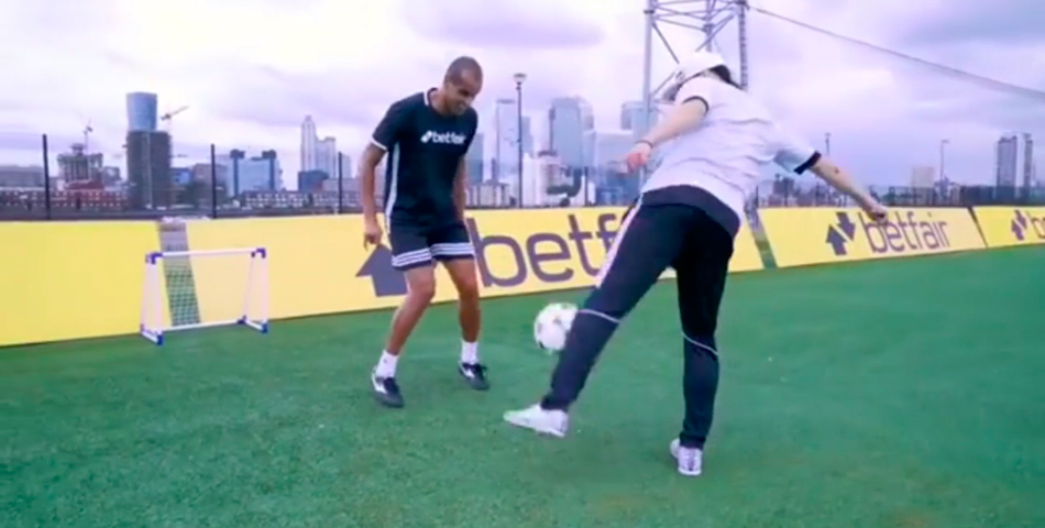 Rivaldo fue ridiculizado por el mejor freestyler del mundo