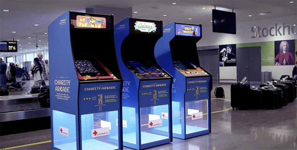 ¡Aparecieron “maquinitas” arcade en el medio de un aeropuerto!