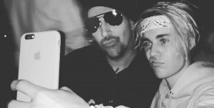 Guerra: Marilyn Manson le pegó duro a Justin Bieber y lo consideró “un pedazo de mierda”