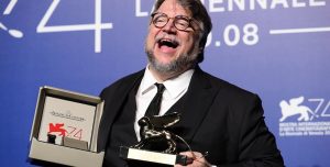 Guillermo del Toro se llevó el León de Oro en el Festival de Cine de Venecia