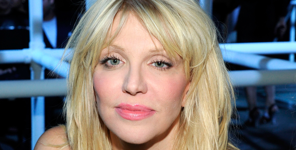 Lo que faltaba: Courtney Love hizo un cover de Selena Gomez