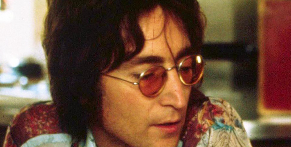 Paren todo: Lennon “toca” el clásico de Los Palmeras