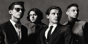 Arctic Monkeys vuelve a los escenarios después de más de 3 años sin shows