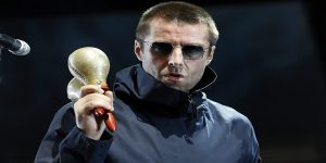 Liam Gallagher admitió que no sabe tocar una de las canciones más exitosas de Oasis