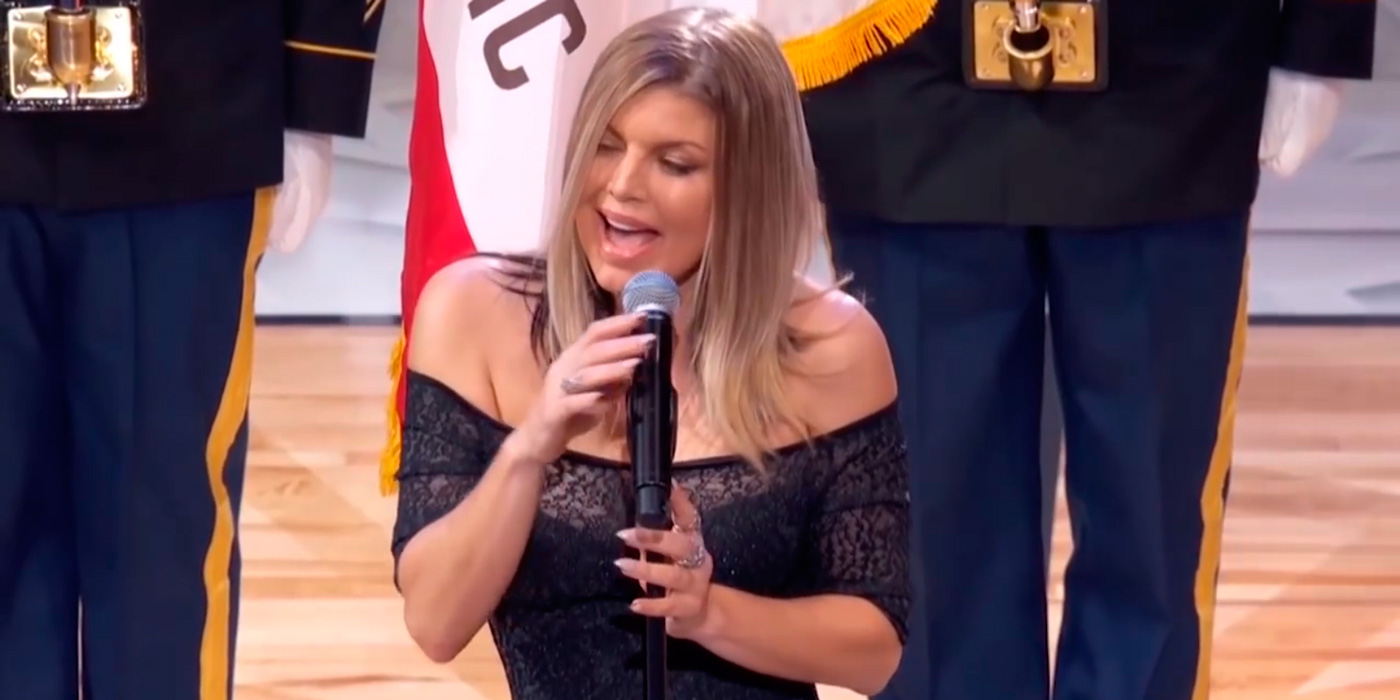 Criticaron a Fergie por su (sensual) versión del himno estadounidense