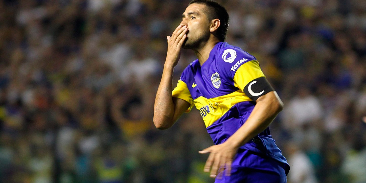 Riquelme tiró magia en la playa