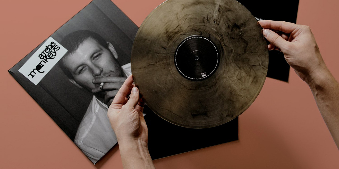 Arctic Monkeys reeditará su álbum debut en vinilo
