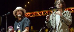 Pearl Jam homenajeó a Chris Cornell en Chile