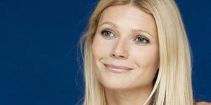 Gwyneth Paltrow compartió una foto al desnudo mostrando su primer embarazo