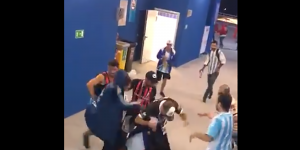 El indignante video en el que un grupo de argentinos golpea salvajemente a dos hinchas croatas