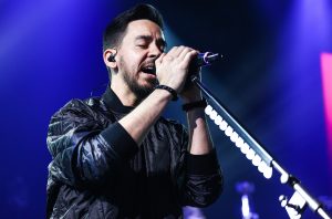 Mike Shinoda estrenó “Crossing a Line”, su nuevo single