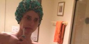 Insólito: una selfie en el baño desencadenó un debate “mortal”