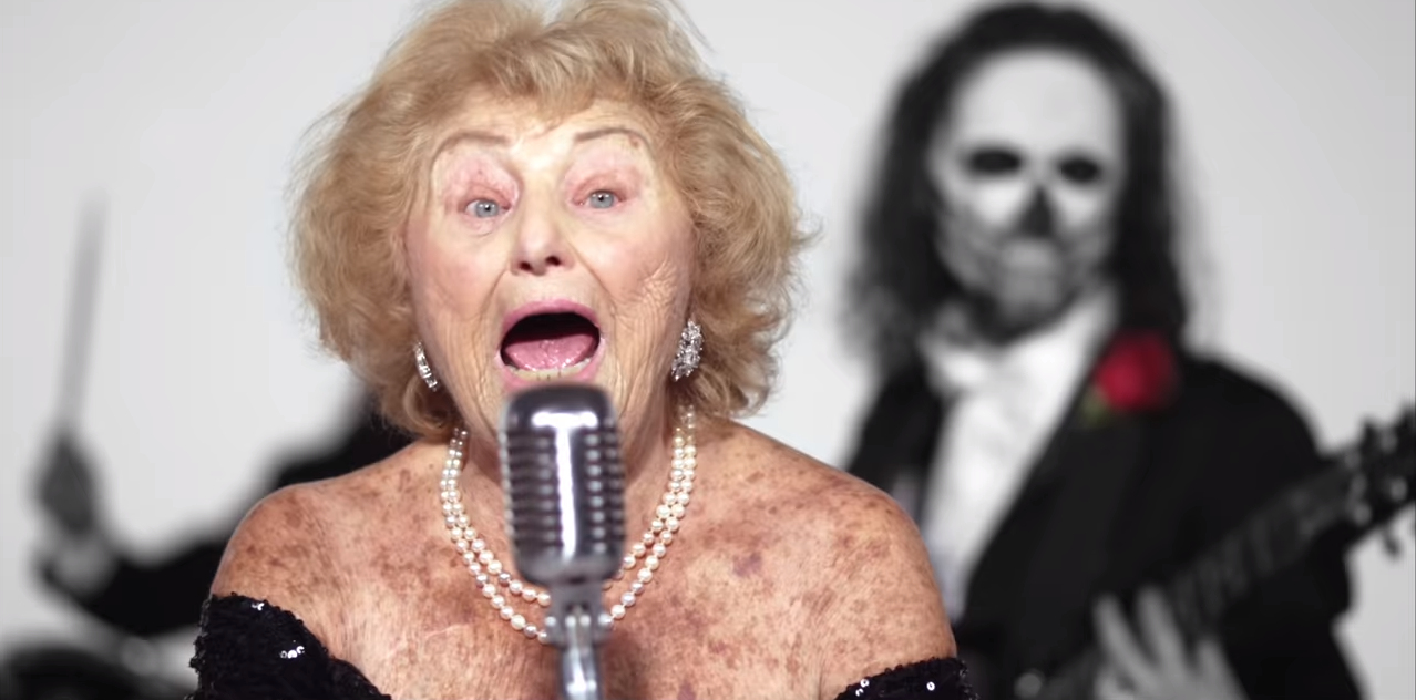 La increíble historia de la “Abuela del Death Metal”: huyó del Holocausto y a los 96 lidera una banda