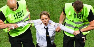 Esta es la suma que deberá pagar Pussy Riot por frenar la final entre Francia y Croacia