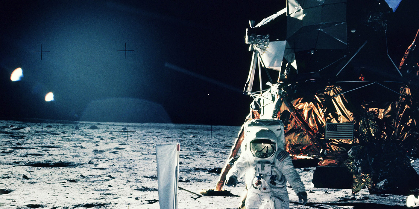 #DebateSuAtención: ¿Llegamos a la Luna o fue puro cuento?