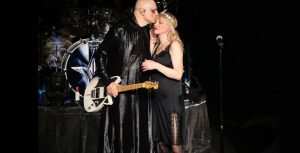 Smashing Pumpkins se unió a Courtney Love en vivo