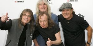 Se confirma lo nuevo de AC/DC, que tendría a Malcolm de forma póstuma ¡y a Brian Johnson!