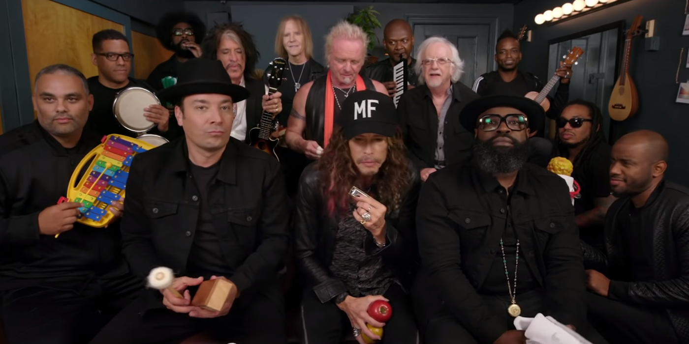 Aerosmith + Jimmy Fallon + Instrumentos de juguete: ¿Qué puede salir mal?