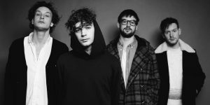 The 1975 se le animó a un (nuevo) hit de Ariana Grande