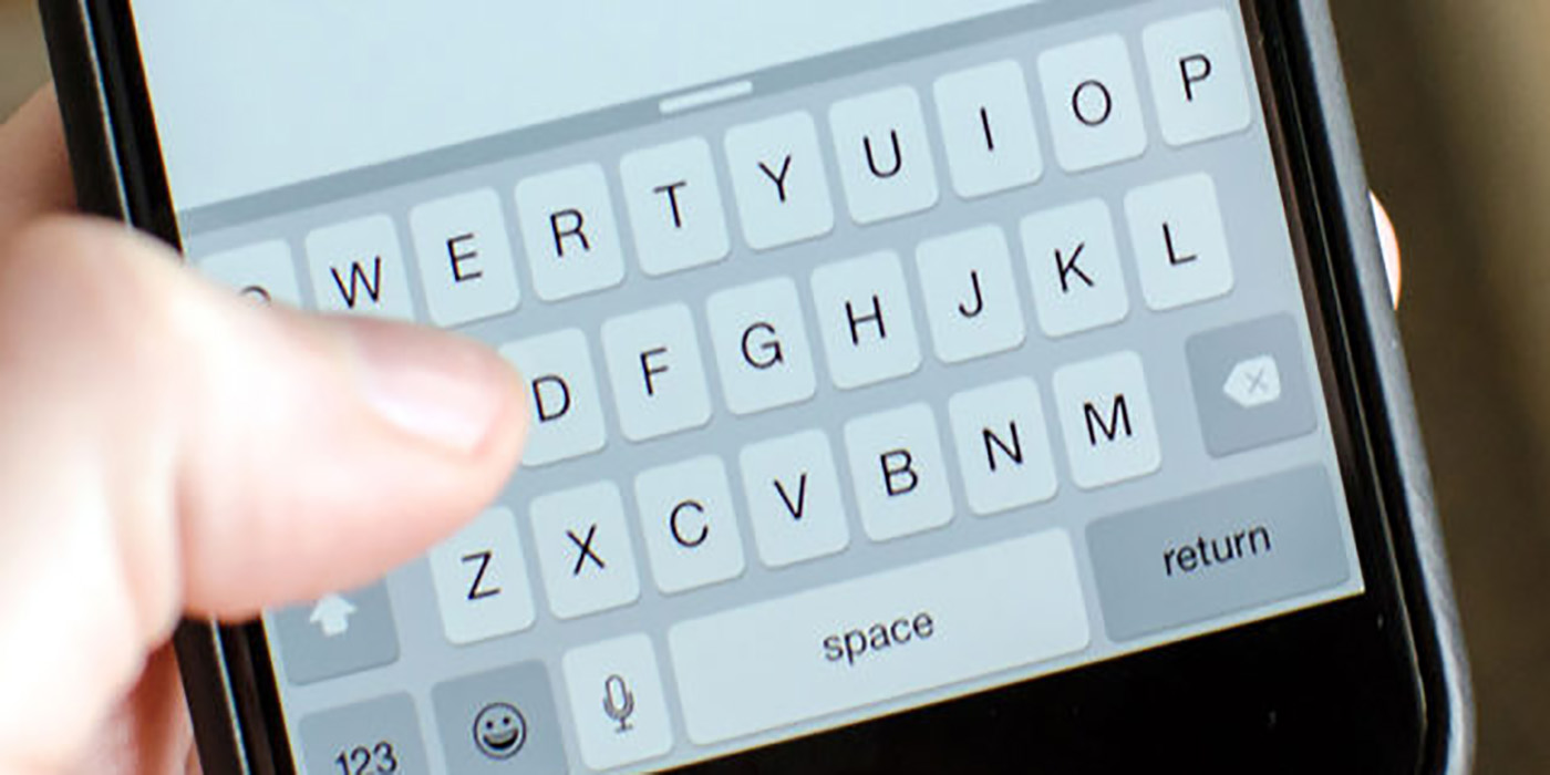 El infalible truco con el teclado del iPhone que pocos conocían