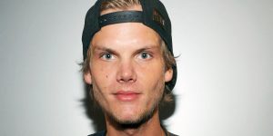 Subastan las pertenencias de Avicii con fines benéficos