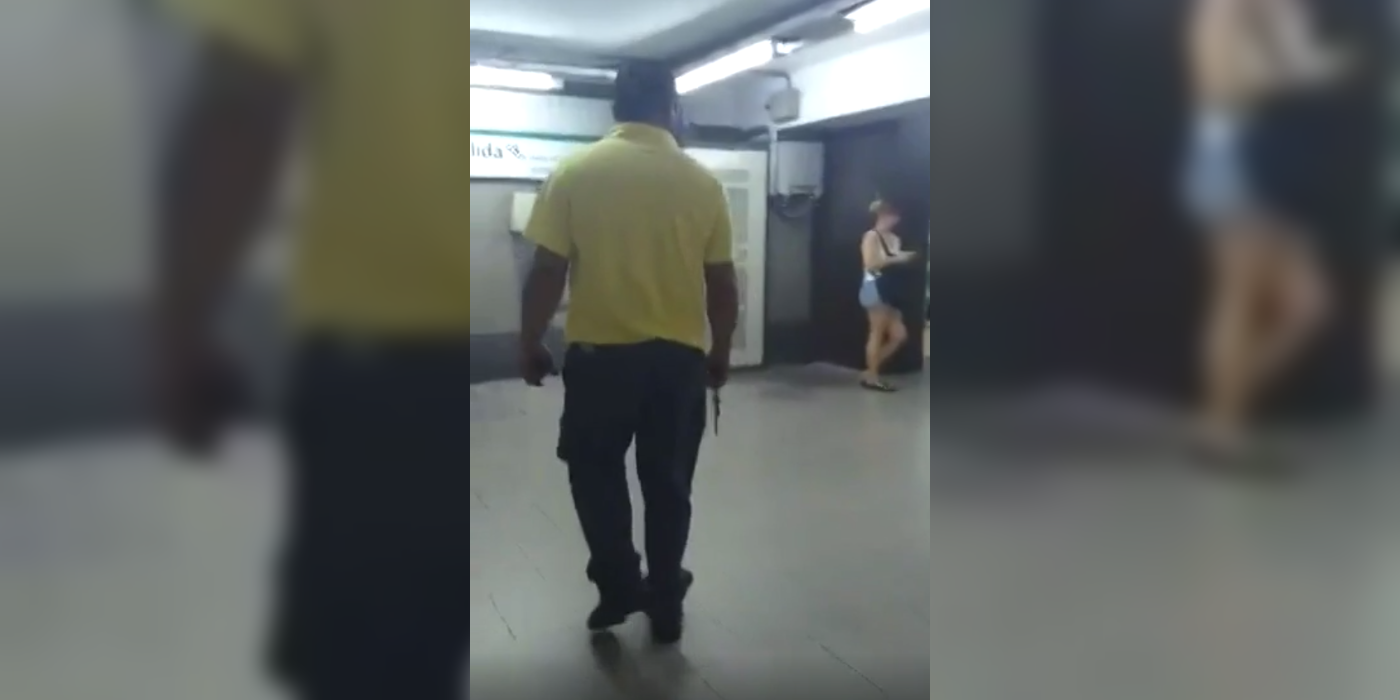 El insólito momento que vivió un usuario del subte D al pedir que le devuelvan la plata porque no funcionaban las escaleras mecánicas