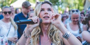 Joss Stone está tocando en todos los países del planeta