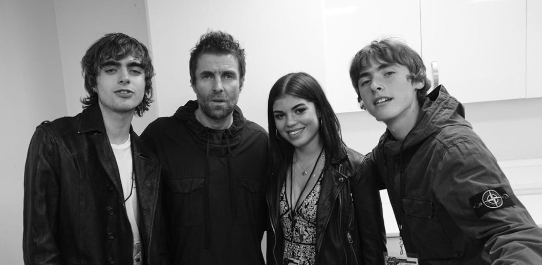 UN GESTO EMOTIVO: Liam Gallagher le dedicó una canción a su hija
