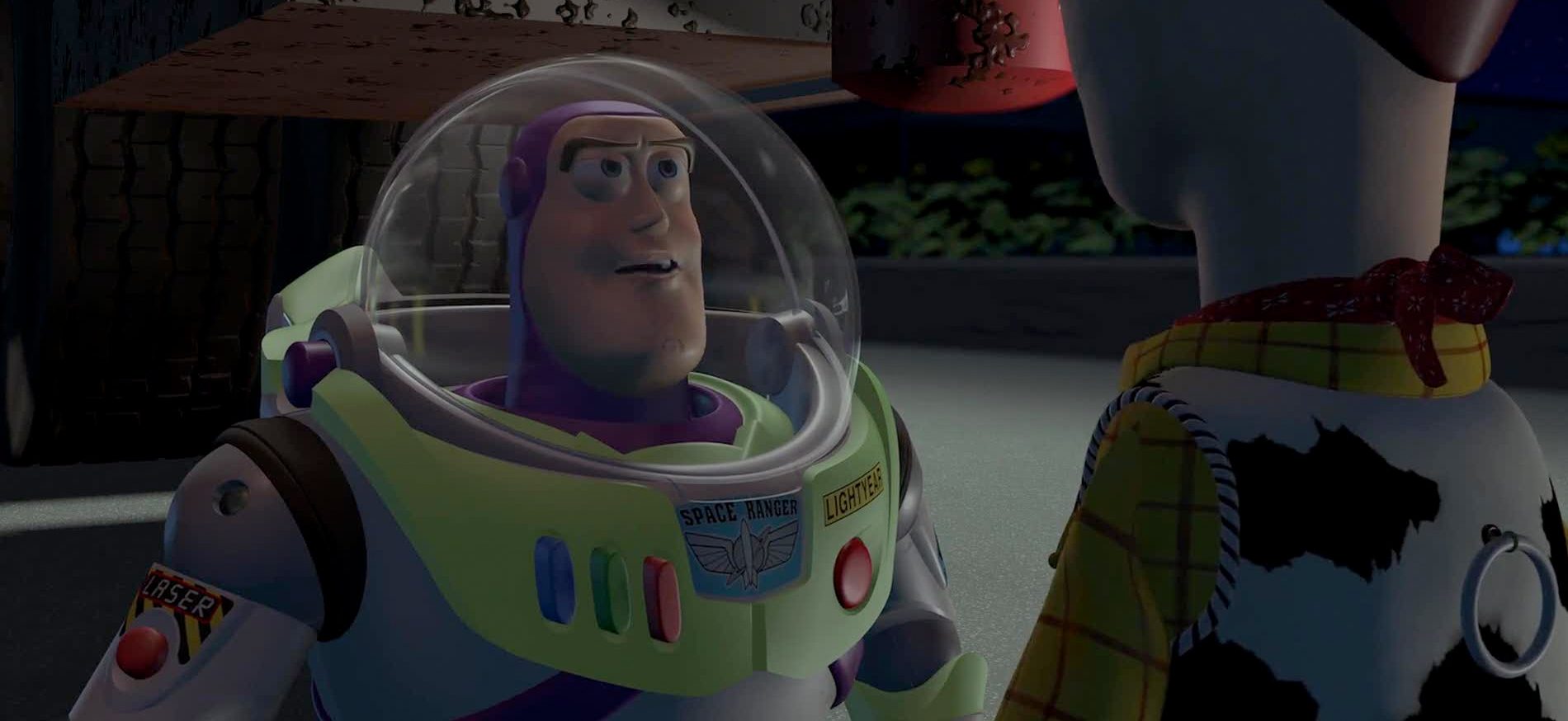 “¡Eres un juguete!”, ¿o no? Mirá el video en el que Buzz Lightyear mueve la cabeza