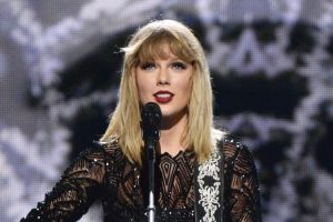 “Soy pro-aborto”: Taylor Swift critica a Trump y se abre respecto a su postura política y social