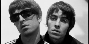 “Whatever” de Oasis llega al número uno 31 años después