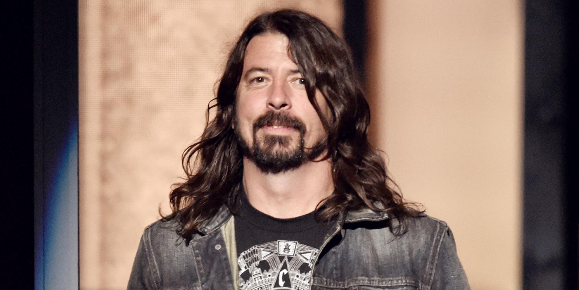 “No somos cool, tocamos rock de papás”, asegura Dave Grohl sobre Foo Fighters