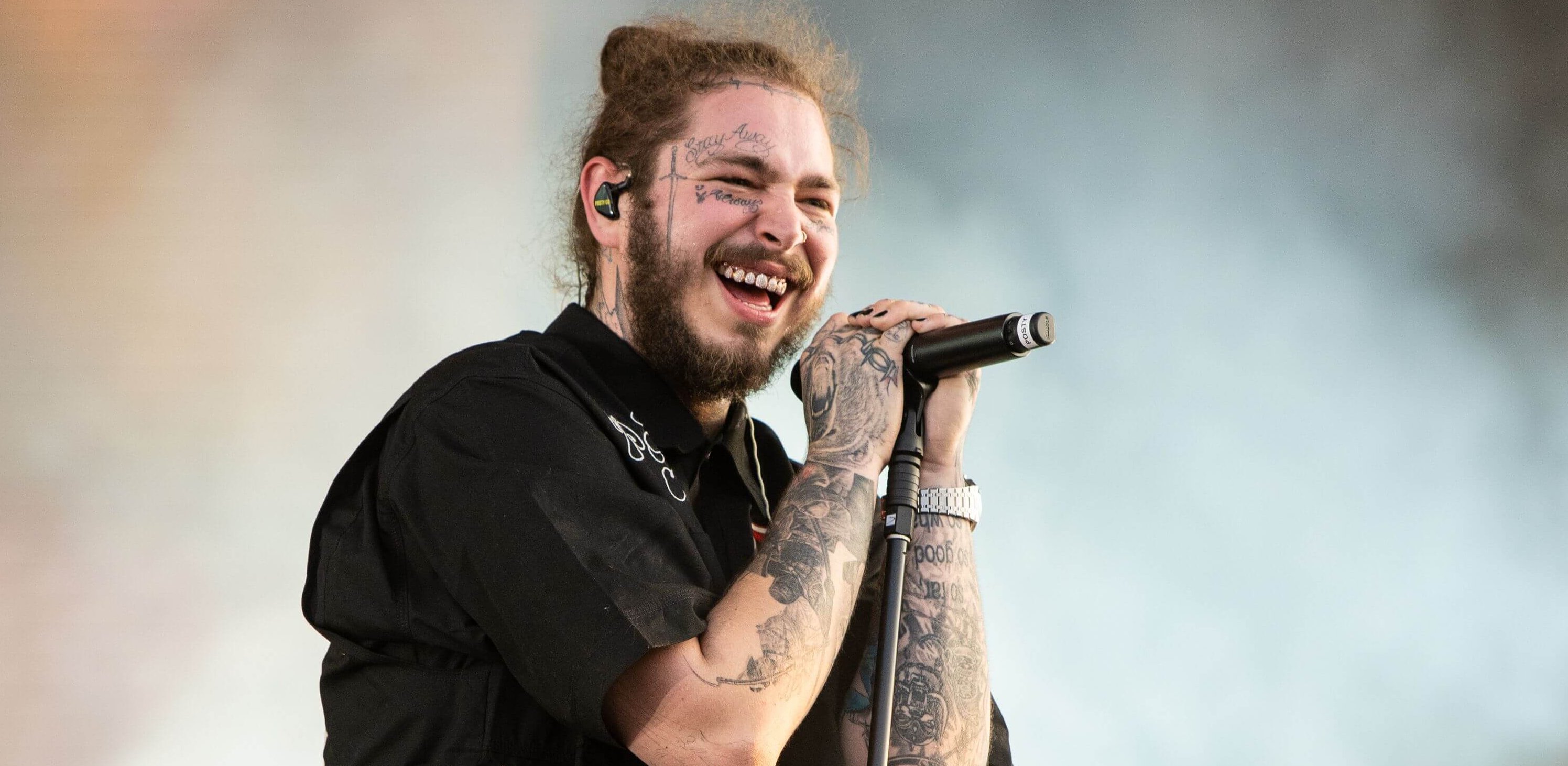 Post Malone incursiona en una nueva experiencia musical/visual: mirá el innovador video “dual” de ‘Circles’