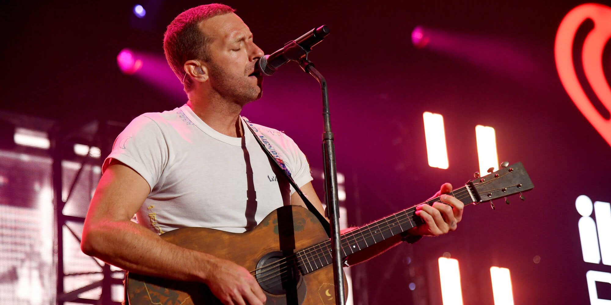 Chris Martin discutió con fans agresivos a la salida de un show: “¡No me grites!”