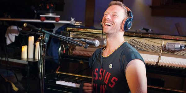 Coldplay ya “no tiene aspiraciones profesionales” y ven su música como “un servicio”