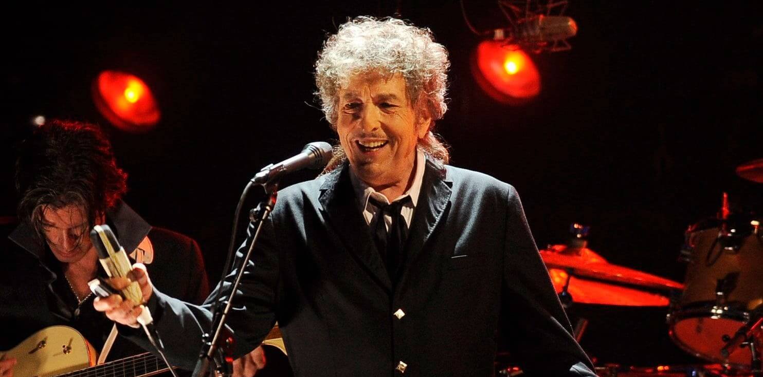 ESTRENO: ¡Escuchá el nuevo tema de Bob Dylan, ‘I Contain Multitudes’!