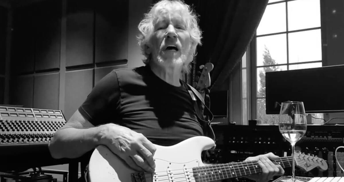 Mirá a Roger Waters cantar en español en este cover de Victor Jara filmado en su casa