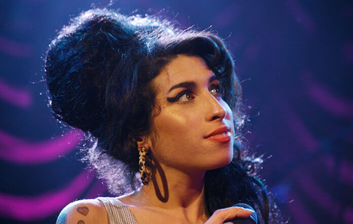 La biopic de Amy Winehouse llegaría “en un año o dos”: ¿qué actriz debería interpretarla?