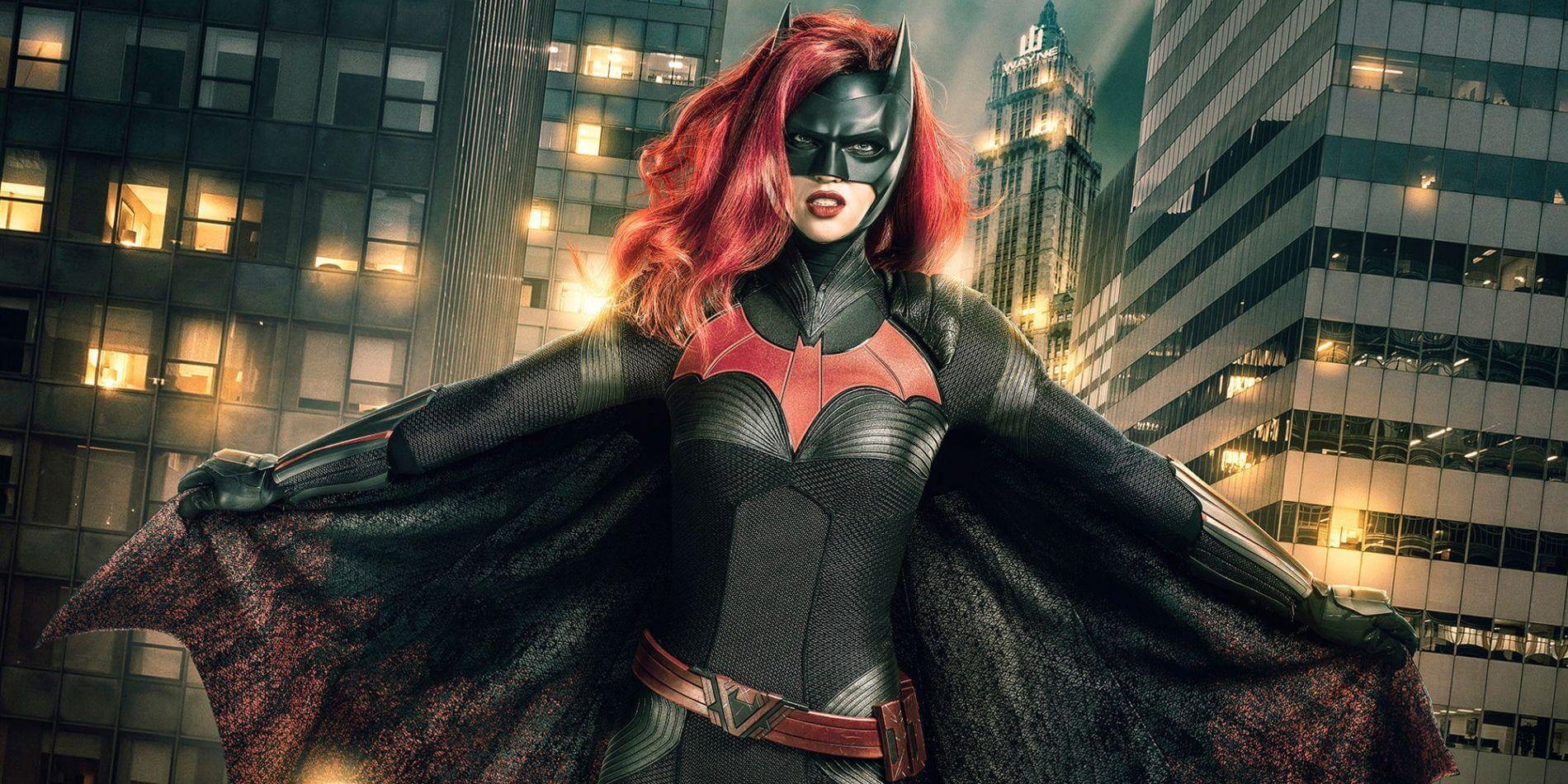 Batwoman: una actriz de Riverdale podría ser la nueva protagonista de la serie