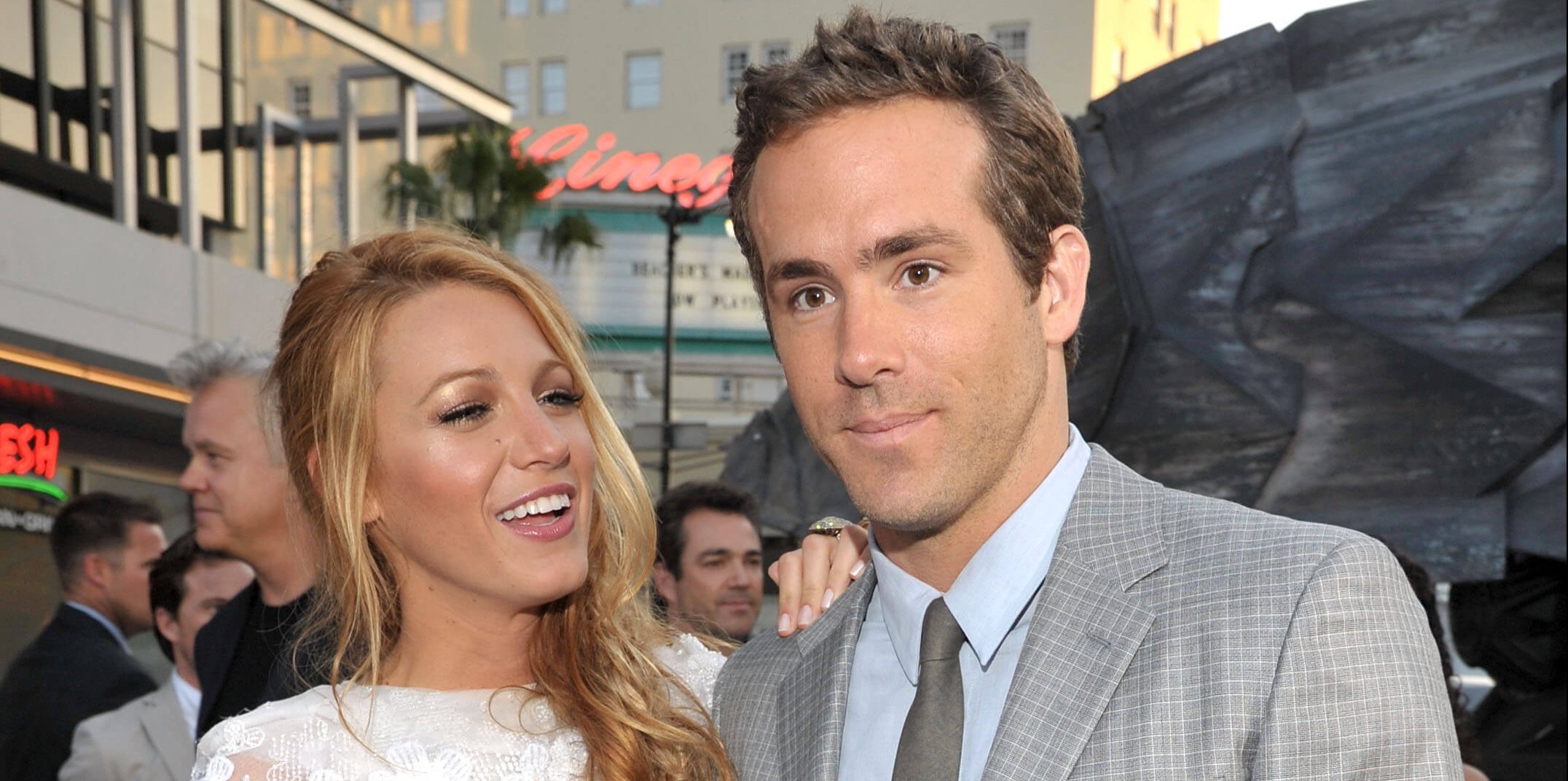 Ryan Reynolds y Blake Lively piden disculpas por su polémica fiesta de casamiento