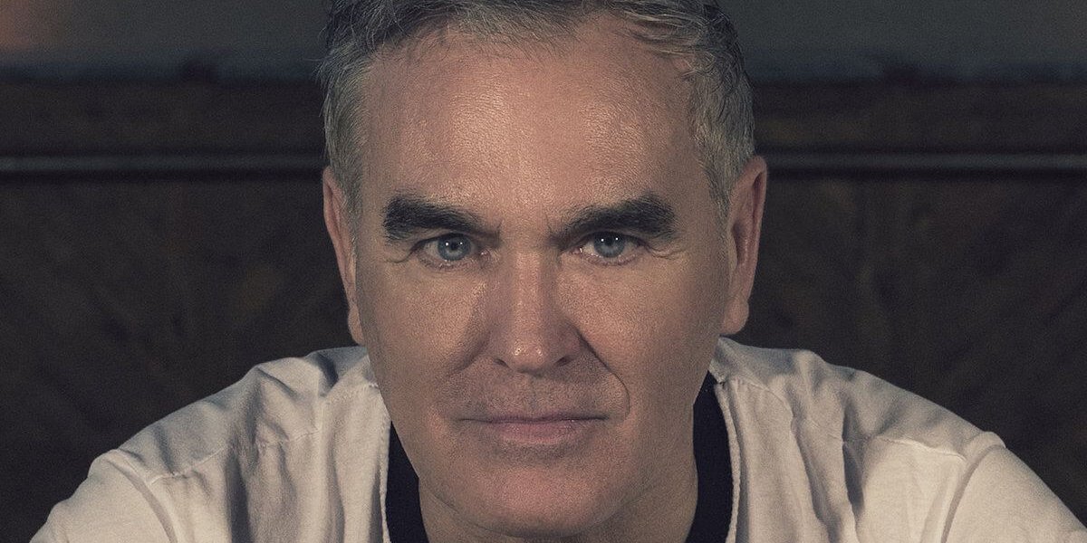 Todo mal con BMG: Morrissey los acusa de “descuidar la habilidad musical a favor de las apariencias”
