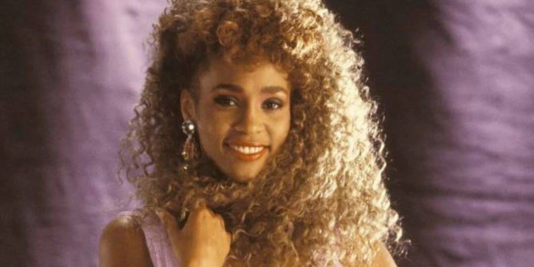 Se viene la biopic de Whitney Houston y esta es la exitosa actriz que la interpreta