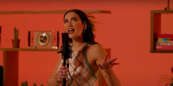 ¡Mirá completo el Tiny Desk de Dua Lipa!