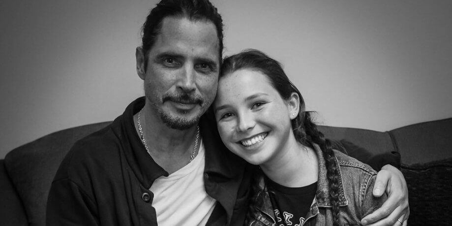 La hija de Chris Cornell la rompió con un cover de Alice in Chains